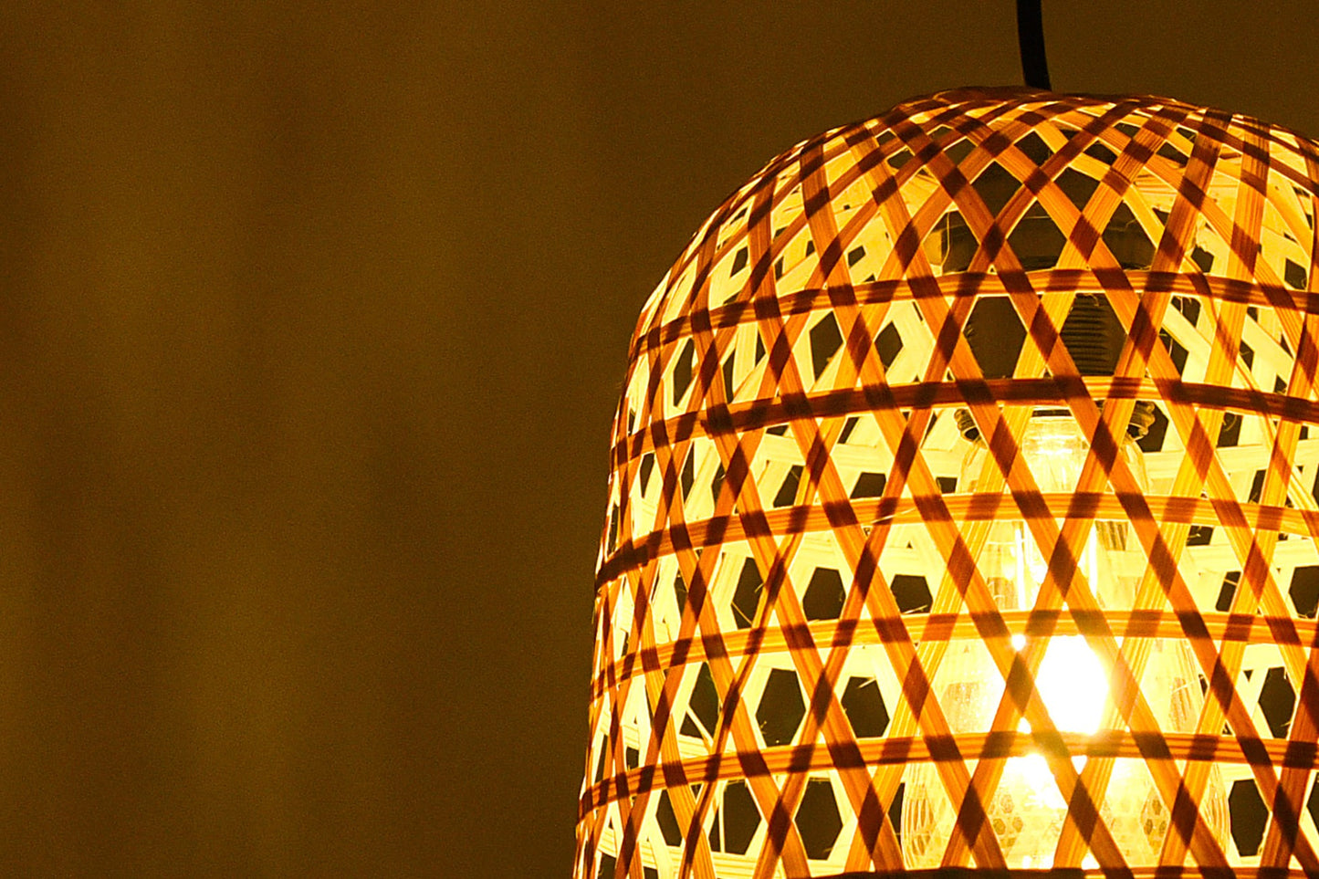GlowBell – Handcrafted Bell-Shaped Bamboo Lamp